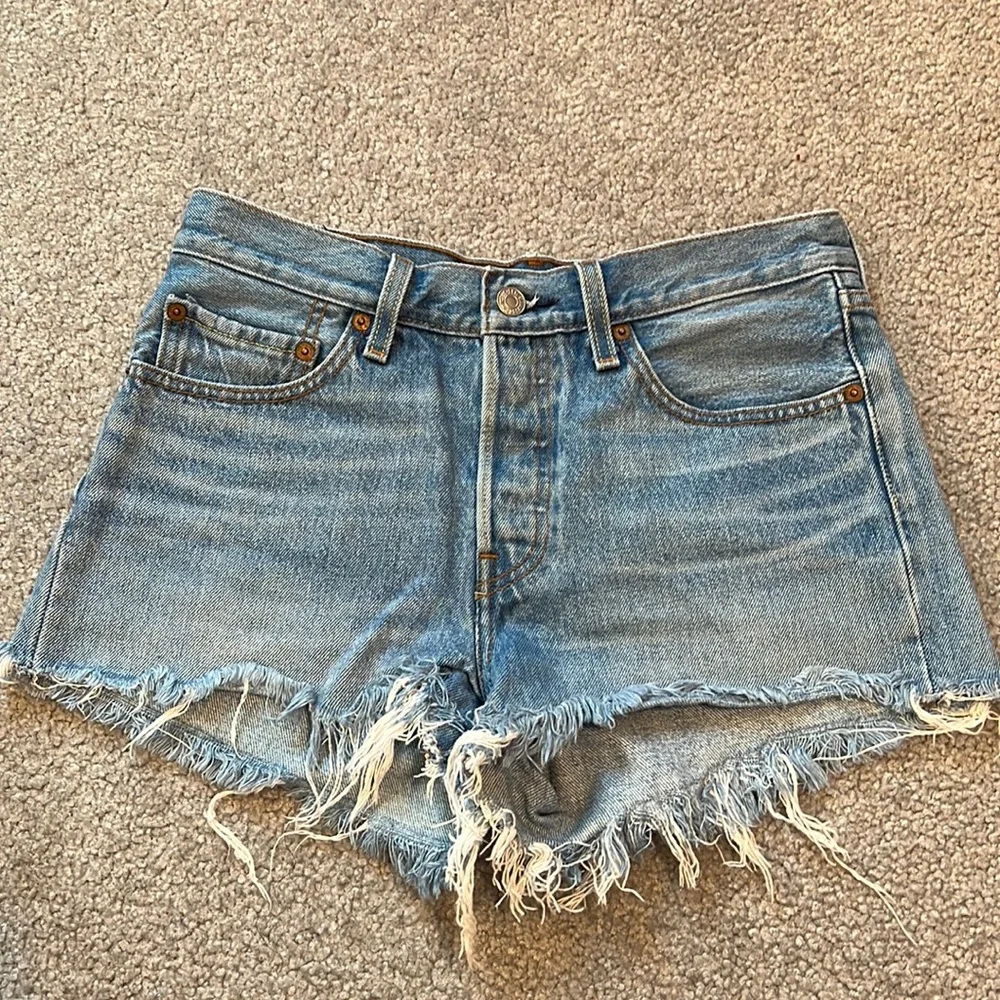 Levi’s High Waisted Frayed Hem Denim Shorts